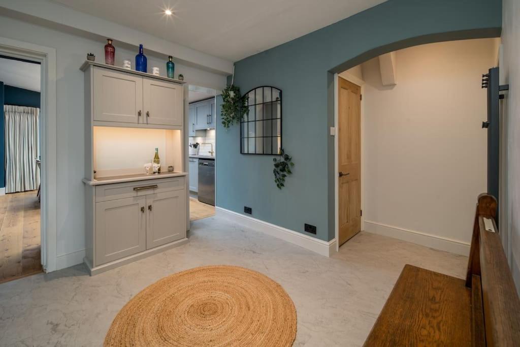 Captain'S Cottage - Central West Cowes - Spacious, Entire 1-Bed Home Exterior photo